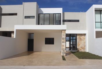 Casa en  Cholul, Mérida, Yucatán, Mex