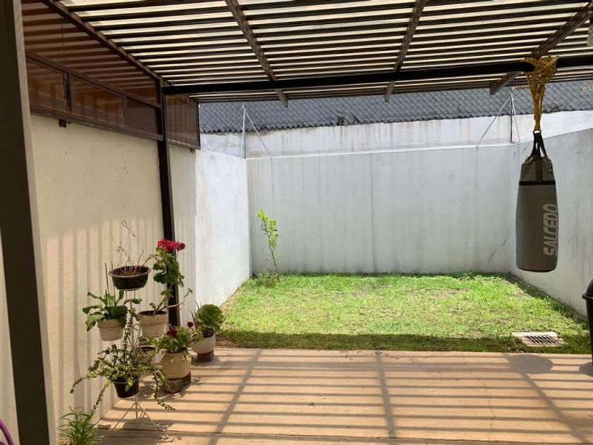 venta Casa en San Juan Cuautlancingo Centro, Cuautlancingo (MX22-NH4252)-  