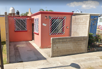Casa en  Calle Pradera Del Oasis 10-126, Fracc Praderas De Tesistán, Zapopan, Jalisco, 45200, Mex