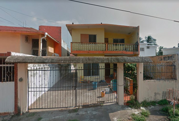 Casa en  Calle Álamo 105, Fraccionamiento Floresta, Veracruz, Veracruz De Ignacio De La Llave, 91940, Mex