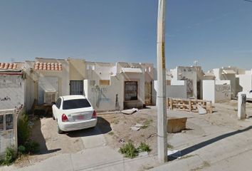 Casa en fraccionamiento en  Calle Hacienda De Los Primulos 7439-7439, Fraccionamiento Las Almeras, Juárez, Chihuahua, 32695, Mex