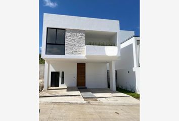Casa en  Hueypoxtla, Estado De México