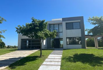 Casa en  Vista Bahía, Partido De Tigre