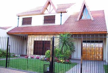 Casa en  Castelar, Partido De Morón