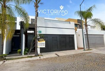Casa en  Residencial Esmeralda Norte, Municipio De Colima