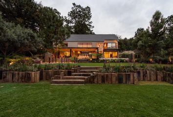 Casa en  Avándaro, Valle De Bravo