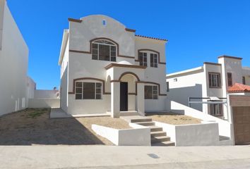 Casa en  Calle Colinas De Pelícanos, Fracc Colinas Del Mar Residencial, Ensenada, Baja California, 22760, Mex