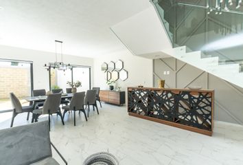 Casa en fraccionamiento en  52140, Mex