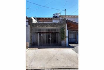 Casa en  Villa Luzuriaga, La Matanza