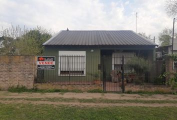 Casa en  Pontevedra, Partido De Merlo