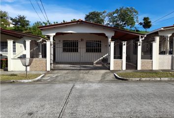 Casa en  Rufina Alfaro, San Miguelito