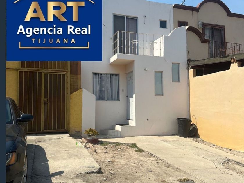 venta Casa en El Valle, Tijuana, Tijuana (EBLN1930s) icasas.mx