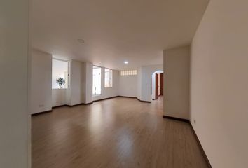 Apartamento en  Calle 145 19-16-19-100, Los Cedros, Bogotá, Distrito Capital, Col