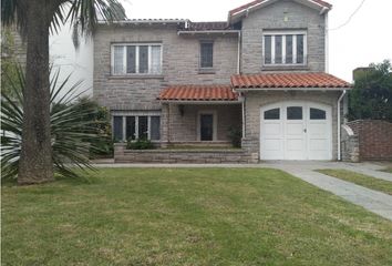 Casa en  Chauvín, Mar Del Plata