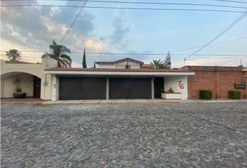 Casa en  Calzada Del Farol, Res Santa Cruz Guadalupe Poniente, Puebla, 72170, Mex