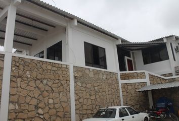 Casa en  Santa Elena