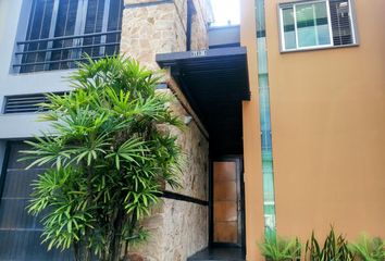 Casa en  Calle 4a 35 A-42, San Fernando Viejo, Cali, Valle Del Cauca, Col