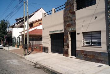 Casa en  Valentín Alsina, Partido De Lanús