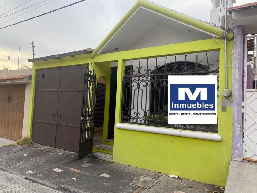 venta Casa en Leona Vicario, Morelia, Morelia, Michoacán (plnd3KC-venta)-  