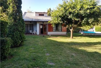 Casa en  Santa Paula, General Pueyrredón