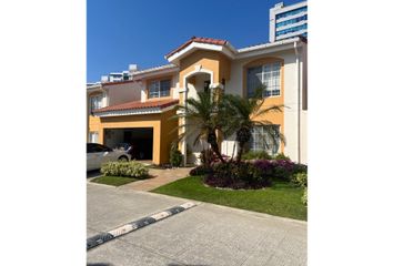 Casa en  Las Tres Avemarías, Barranquilla