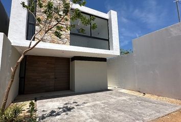 Casa en  Calle 20, Conkal, Yucatán, 97345, Mex