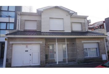 Casa en  Punta Mogotes, Mar Del Plata