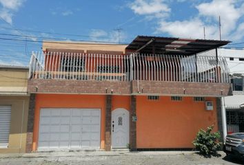 Casa en  V37w+r5g, Guayaquil 090501, Ecuador