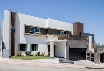 Casa en  Cumbres De Juárez, Tijuana