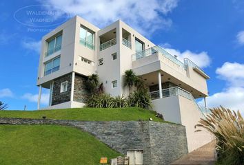 Casa en  Barrio Cerrado Costa Esmeralda, Pinamar