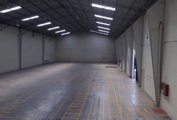 Bodega-Galpon en  Caran 744, Quito 170201, Ecuador