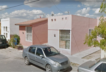 Casa en  Calle General Tomás Urbina Reyes, Moisés Sáenz, Apodaca, Nuevo León, 66613, Mex