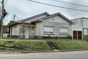 Casa en  Villa Primera, Mar Del Plata