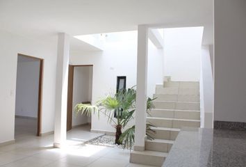 Casa en  Santa Rosa Jáuregui-casa Blanca, Fraccionamiento Juriquilla Grand, Querétaro, 76230, Mex