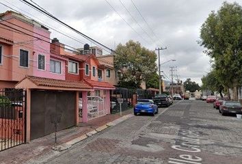 Casa en  Santa Cruz Del Monte, Naucalpan De Juárez, Estado De México, México