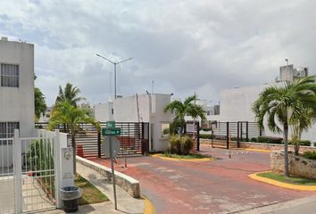 Casa en condominio en  Cda. Mango, Los Olivos, 77714 Playa Del Carmen, Q.r., México