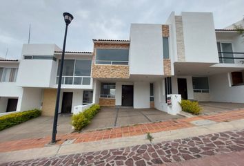 Casa en fraccionamiento en  Pedregal De Schoenstatt San Miguel, Vial 7, El Pueblito, Querétaro, México