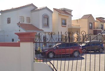 Casa en fraccionamiento en  Hacienda Jaltomate 2561, Hacienda Los Portales, Mexicali, Baja California, México