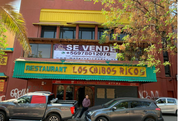 Local en  Avenida Brasil 373, Santiago, Chile