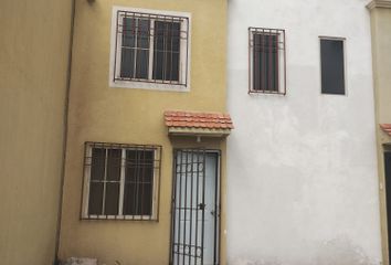 Casa en condominio en  Fraccionamiento Rancho Bellavista, Avenida Vista Hermosa, Rancho Bellavista, Santiago De Querétaro, Querétaro, México