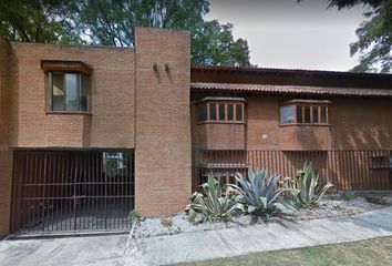 Casa en  Calle Sabino 233-233, Rancho Cortés, Cuernavaca, Morelos, 62120, Mex