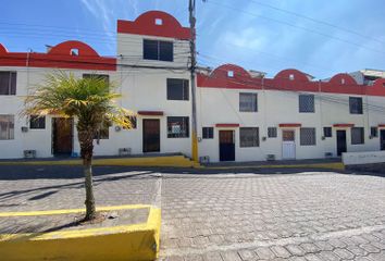 Casa en  Conjunto San Camilo, San Mateo, Quito, Ecuador