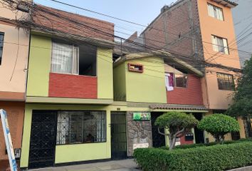 Departamento en  Jirón Caraz, Los Olivos, Perú