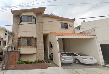 Casa en  Praga, Las Torres, Monterrey, Nuevo León, México