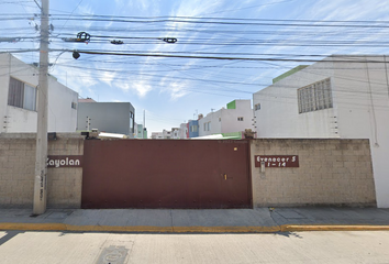 Casa en condominio en  Evenecer 5 9, Fuertes De Guadalupe, Barrio De Nuevo León, Puebla, México