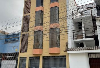 Casa en  Urb Santa Isolina Etapa 1, Comas, Perú