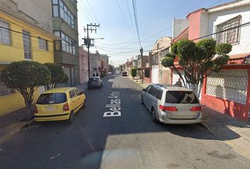 Casa en  Bellas Artes, Metropolitana 2da Sección, Nezahualcóyotl, Estado De México, México