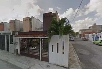 Casa en  Calle Avenida 137 11, Cancún, Quintana Roo, México