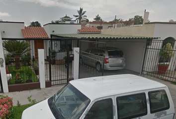 Casa en  Ceiba 194, Cuahutemoc, 81248 Los Mochis, Sin., México