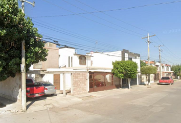 Casa en  Isidro Leal Rodríguez, Los Álamos, Gómez Palacio, Durango, México